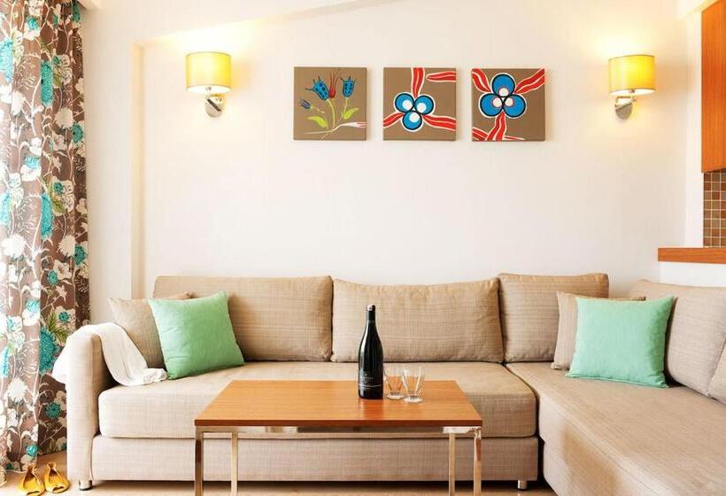 Семейный Номер Вид на Бассейн, Calimera Side Resort