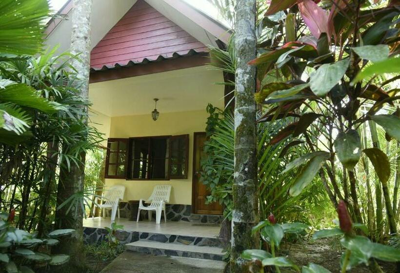 스탠다드 룸, Khao Sok Holiday Resort