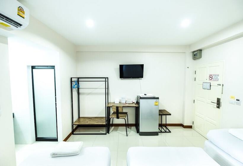 Quarto Familiar, Don Muang