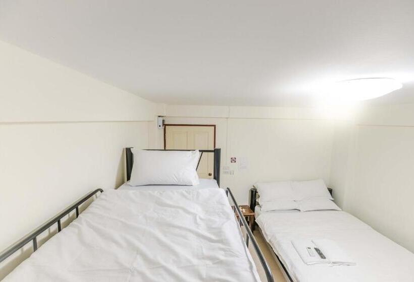 Quarto Familiar, Don Muang