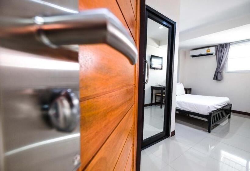 Quarto Estandar, Don Muang