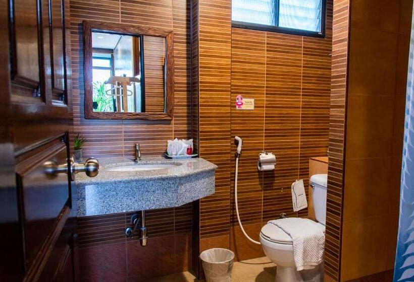 اتاق سوپریور, Baanrimnam Resort Trat