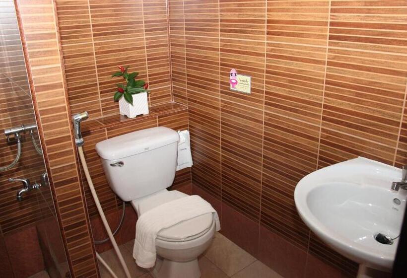 اتاق سوپریور با بالکن, Baanrimnam Resort Trat