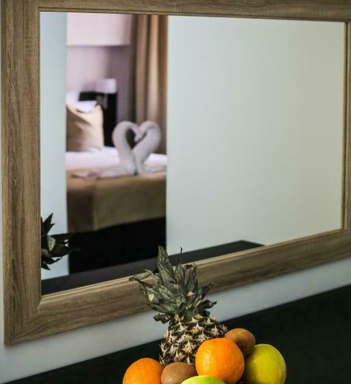 اتاق استاندارد سه نفره, Garni Hotel Zen