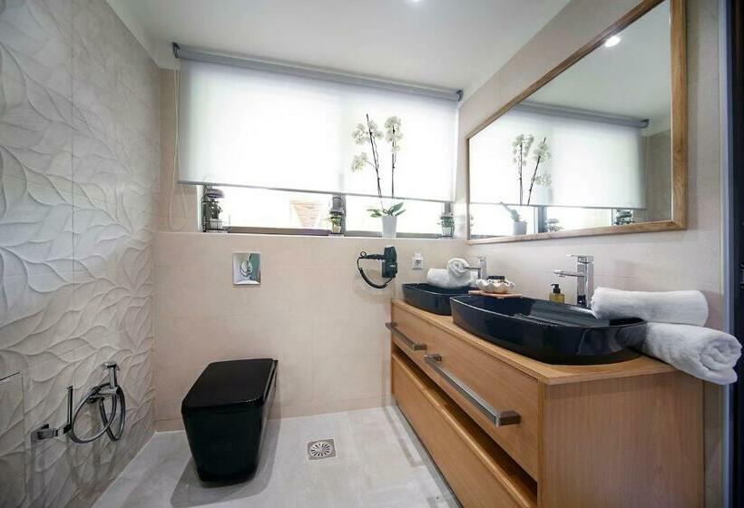 Президентский Люкс, Lilium Luxury Suites