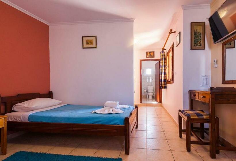 Номер Стандарт, Poco Loco Bed & Breakfast
