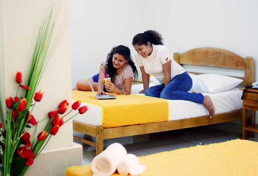 اتاق اجرایی, Del Castillo Plaza Hotel Pucallpa