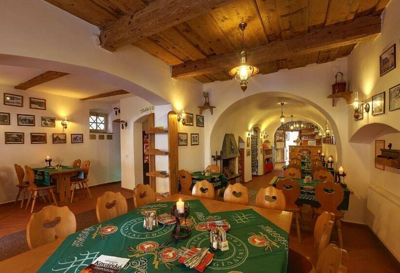Номер Стандарт, Hradní Bašta