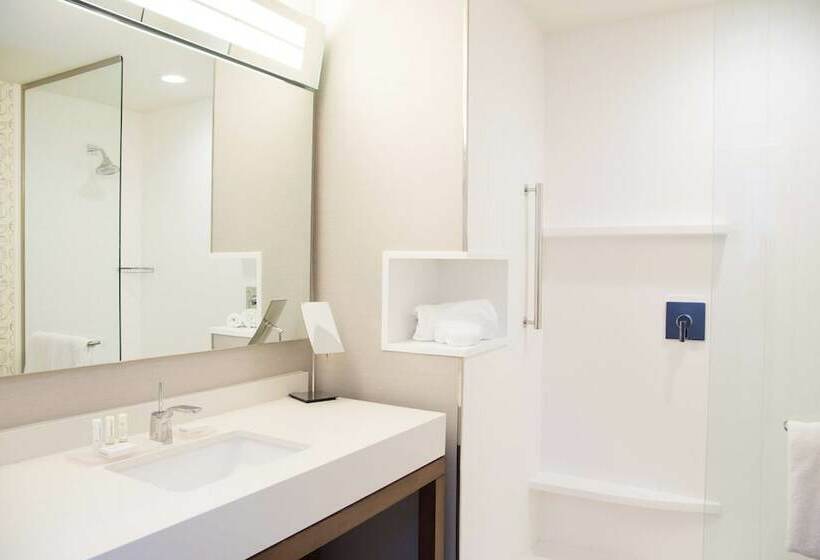 스위트, Courtyard By Marriott Oxford