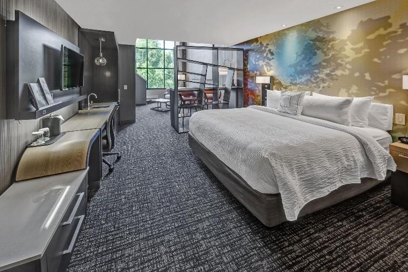 스위트 킹사이즈 침대, Courtyard By Marriott Oxford