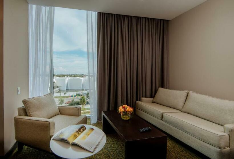 ジュニアスイート, Hilton Garden Inn Puebla Angelópolis, Mexico