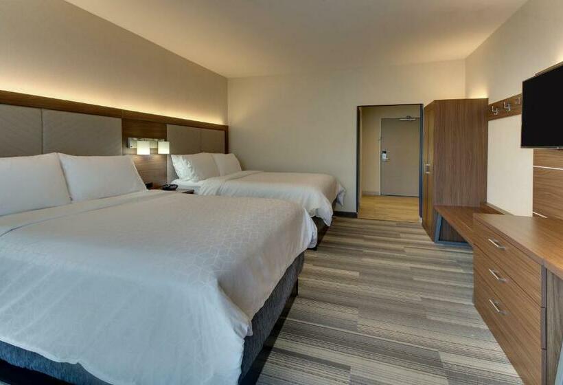 Номер Стандарт Адаптированный для Инвалидов, Holiday Inn Express & Suites   Ithaca, An Ihg