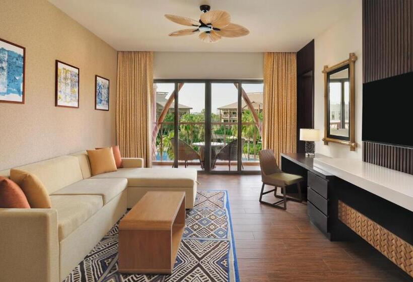 带大床的套房, Lapita, Dubai Parks And Resorts, Autograph Collection
