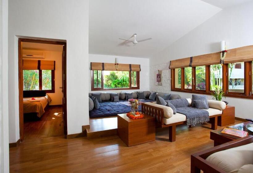 Quarto Familiar, Shreyas Retreat