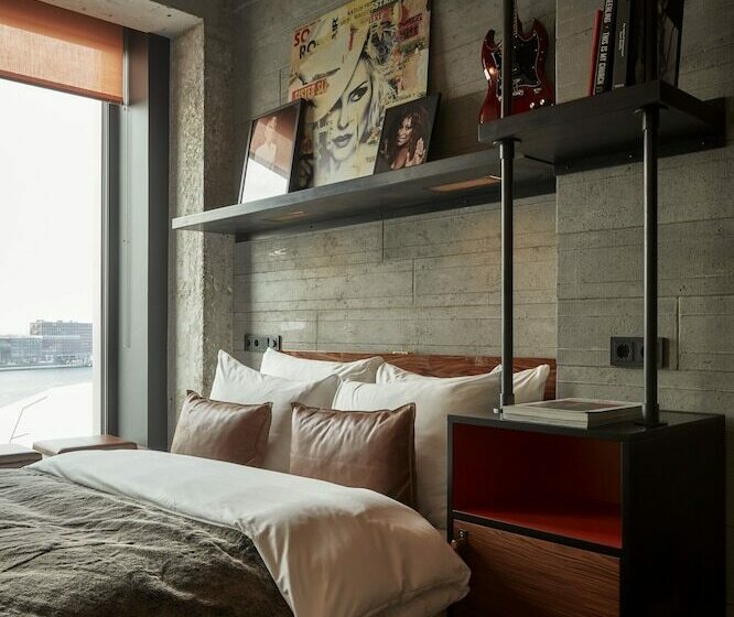 Standard Room, Sir Adam Hotel, Part Of Sircle Collection