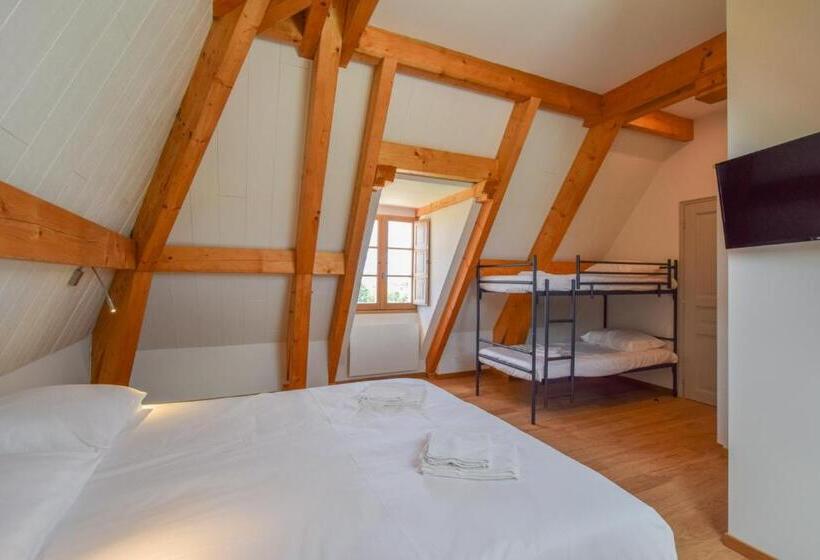 Дом 4 Спальни, Domaine D'essendiéras