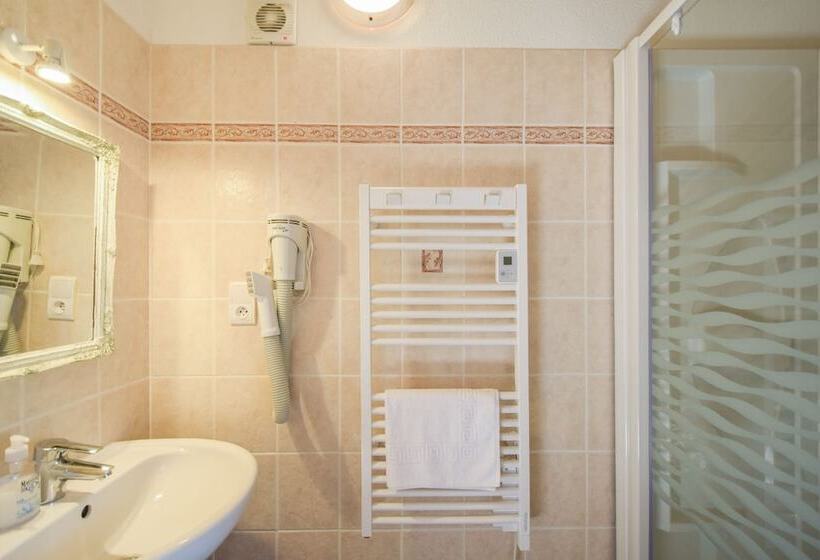 Апартаменты 2 Спальни, Domaine D'essendiéras
