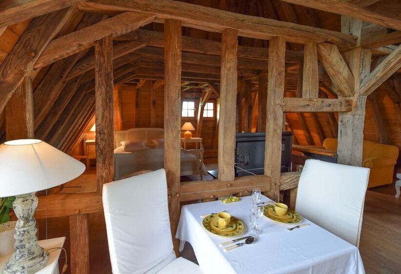 Люкс, Domaine D'essendiéras