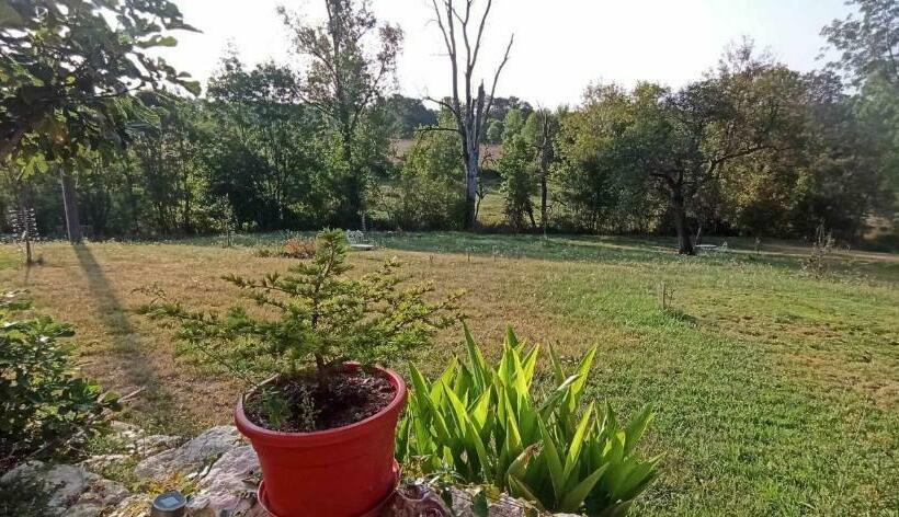 Номер Стандарт Вид на Сад, La Grangette 24540 Vergt De Biron