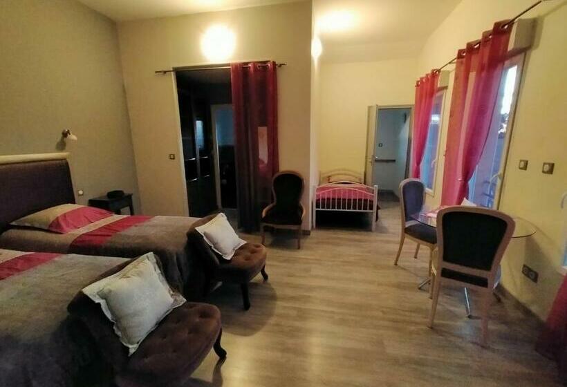 Номер Стандарт Трехместный, Chambre D'hôtes Du Bois Joli
