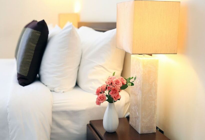 اتاق لوکس با بالکن, Glenwood City Resort