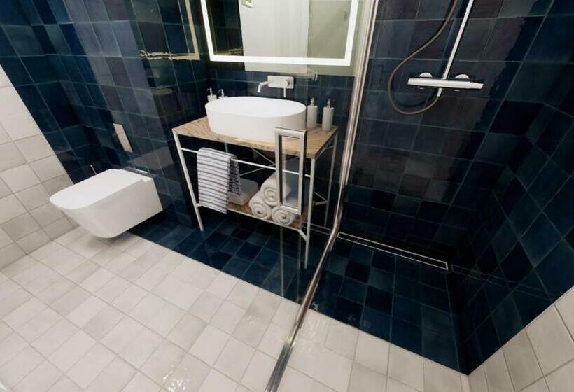 اتاق سوپریور با تخت بزرگ, Mercure Sibiu Arsenal