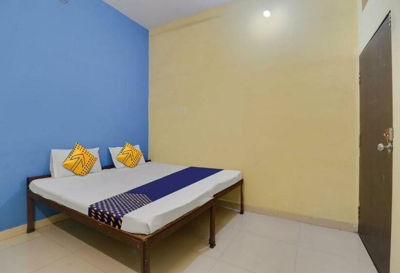 Трехместный Номер Классика, Spot On 81415 Hotel Vaishnavi