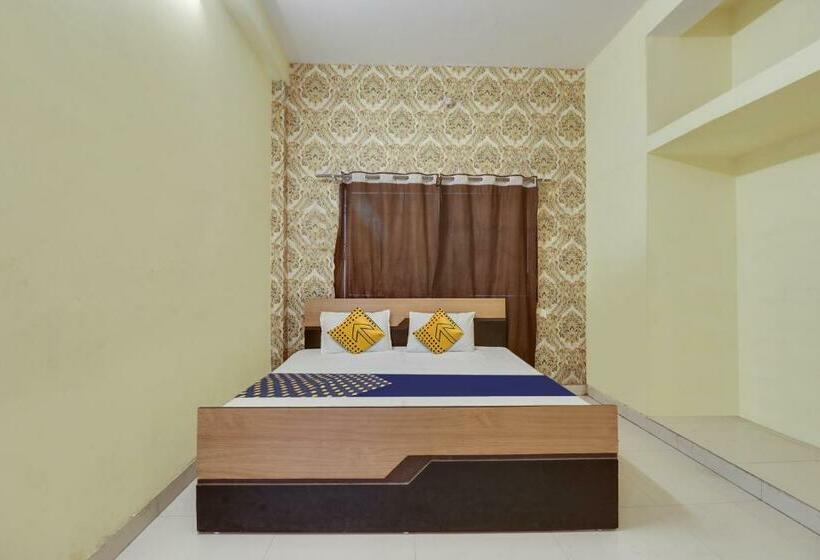 Трехместный Номер Классика, Spot On 81415 Hotel Vaishnavi