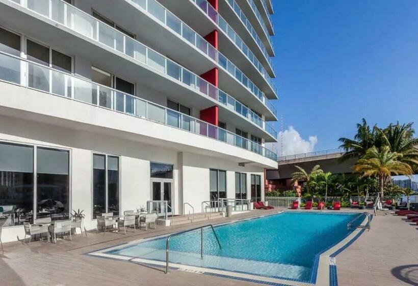 Дом 1 Спальня, Upper Studio   Balcony   Pool   Gym   Near Beach