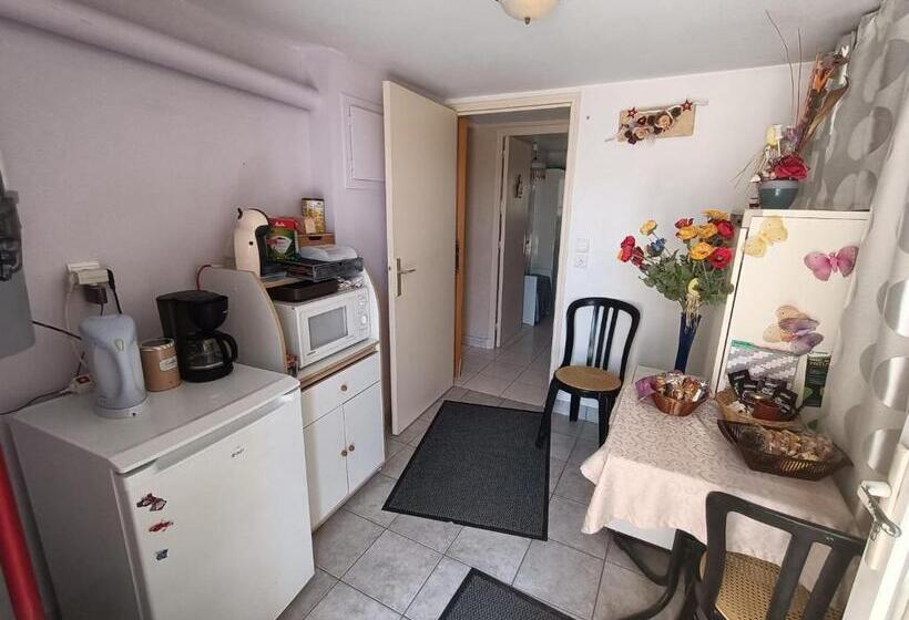 اتاق استاندارد, Chez Jocelyne La Bonnaventure