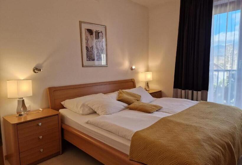 آپارتمان 1 خوابه با چشم‌انداز, Aparthotel Gaja