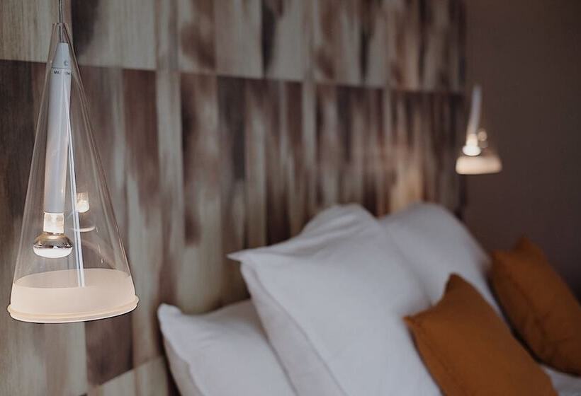 Номер Deluxe Вид на Парк, La Villa Guy & Spa   Teritoria