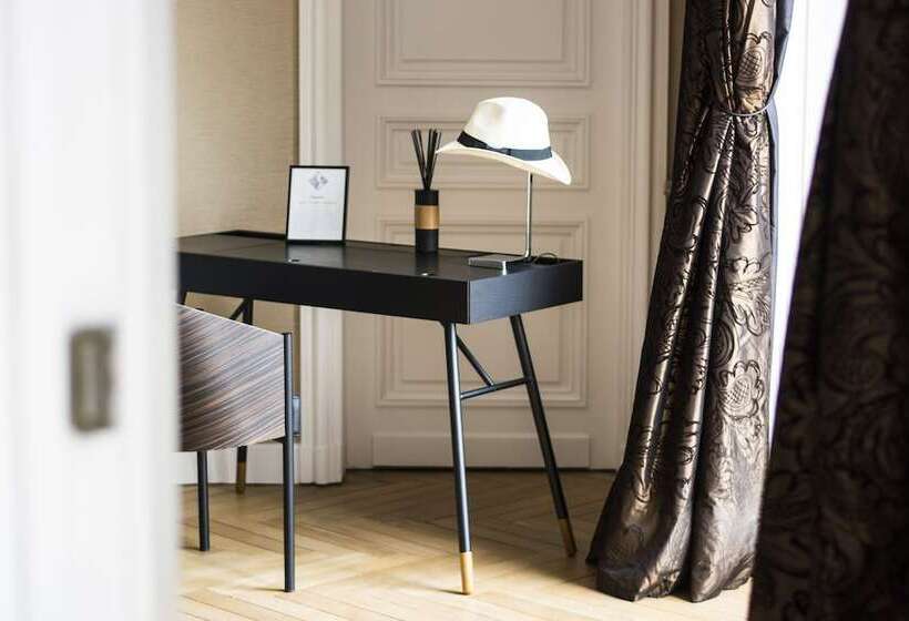Номер Deluxe Вид на Парк, La Villa Guy & Spa   Teritoria