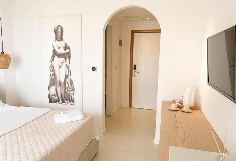 חדר סטנדרט עם מיטת קינג, Dimitri