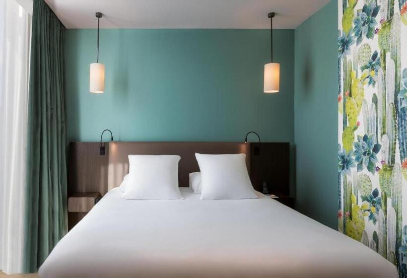 سوئیت با تخت بزرگ, L Arbre Voyageur   Bw Premier Collection   Lille