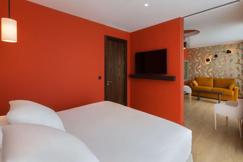 سوئیت با تخت بزرگ, L Arbre Voyageur   Bw Premier Collection   Lille