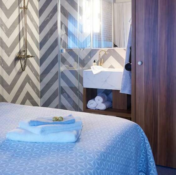 Номер Deluxe, Five Rooms