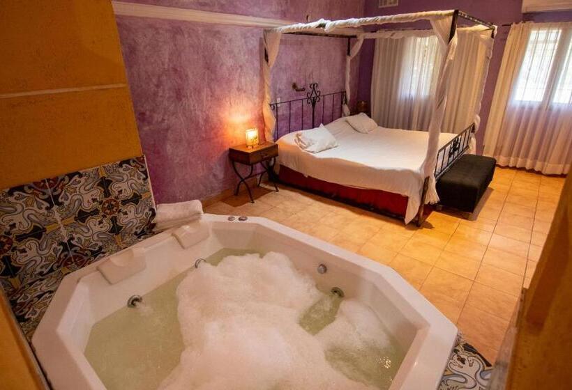Люкс Повышенной Комфортности, Hacienda Don Justo Hotel Boutique Spa