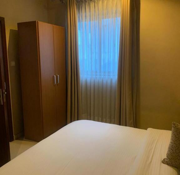 1 Bedroom Apartment, Manjaro Suites