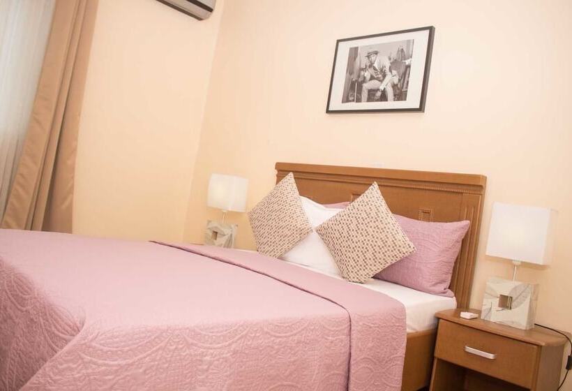 1 Bedroom Apartment, Manjaro Suites
