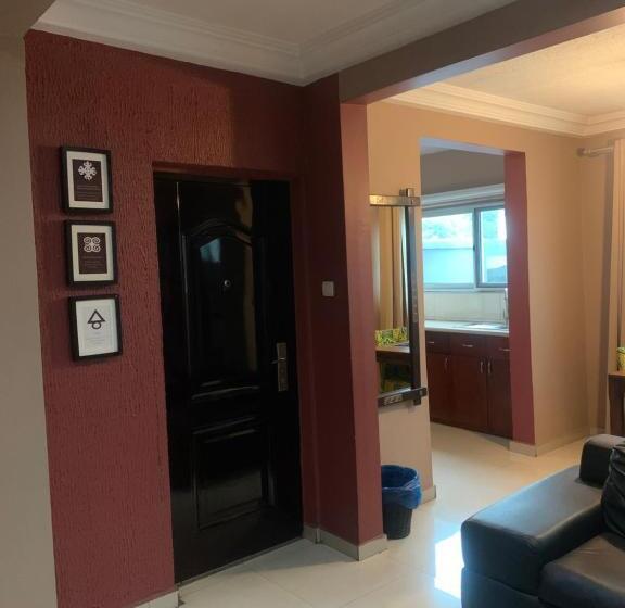 1 Bedroom Premium Apartment, Manjaro Suites