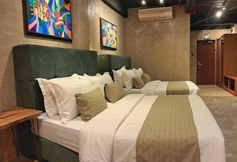 Номер Deluxe, Aqua Frontier Hotel And Restaurant