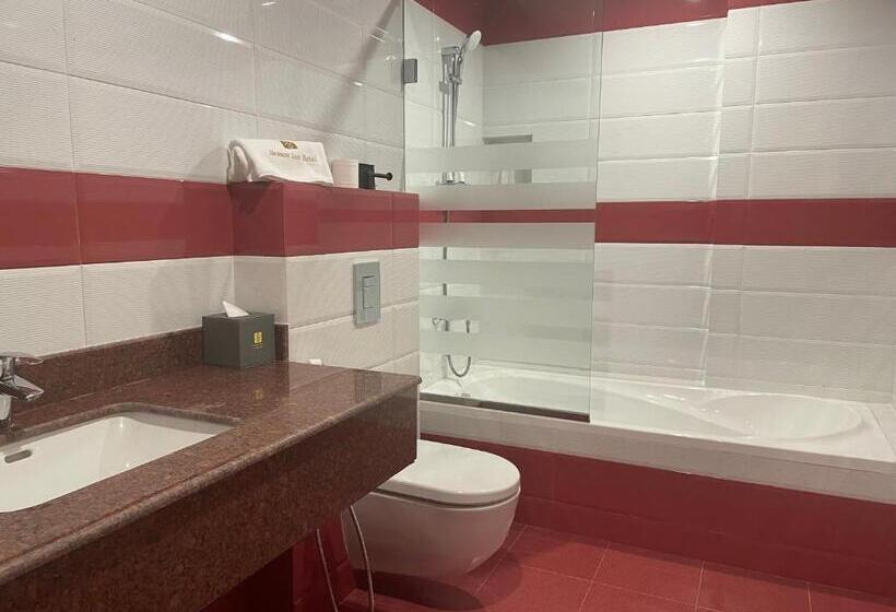 اتاق لوکس با چشم‌انداز دریا, Season Inn Hotel_al Hail