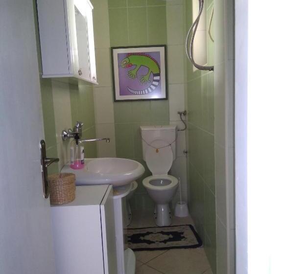 استودیوی استاندارد با چشم‌انداز دریا, Apartments Maya