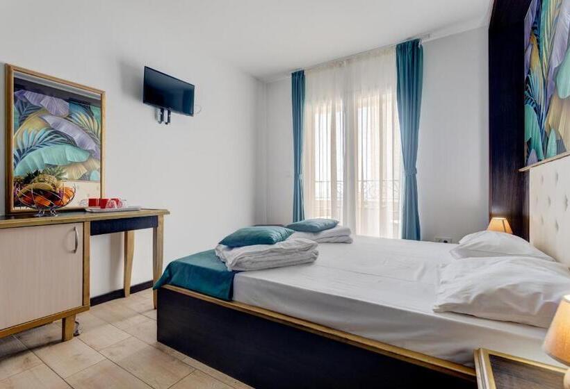 اتاق استاندارد با بالکن و چشم‌انداز دریا, Porta Volta Residence