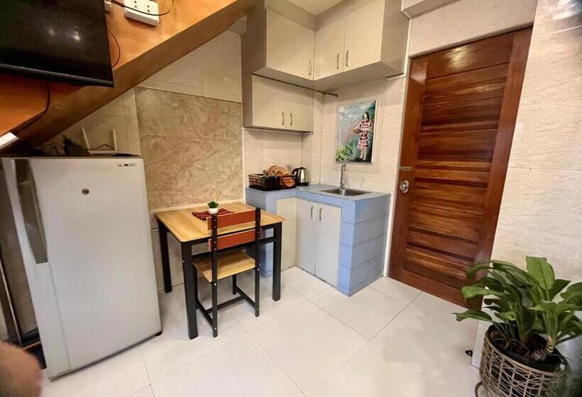 带观景的标准工作室, The Gather Inn Room Rentals   Baguio City