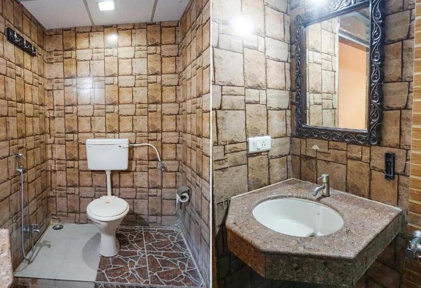 Номер Deluxe, Fabhotel Lotus Resort