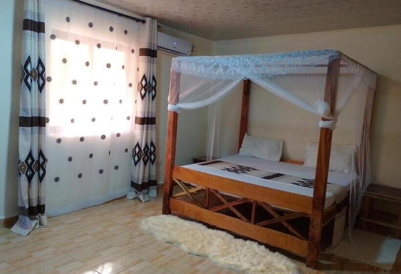 اتاق استاندارد با تخت بزرگ, Blessing Holiday Homes   Diani Beach