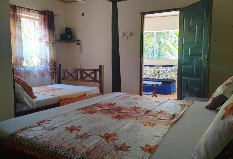 اتاق استاندارد با تخت بزرگ, Blessing Holiday Homes   Diani Beach