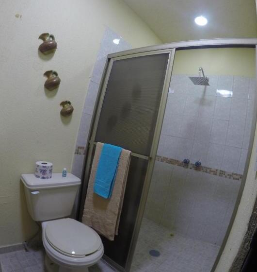Quarto Estandar, Hospedaje La Mexicana